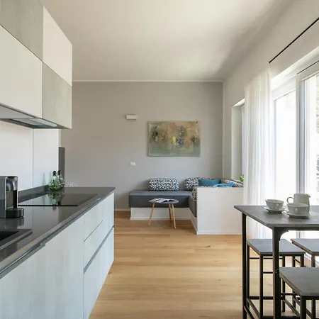 Dolomiti 65 Mq New Flat In The Center Of Apartment *